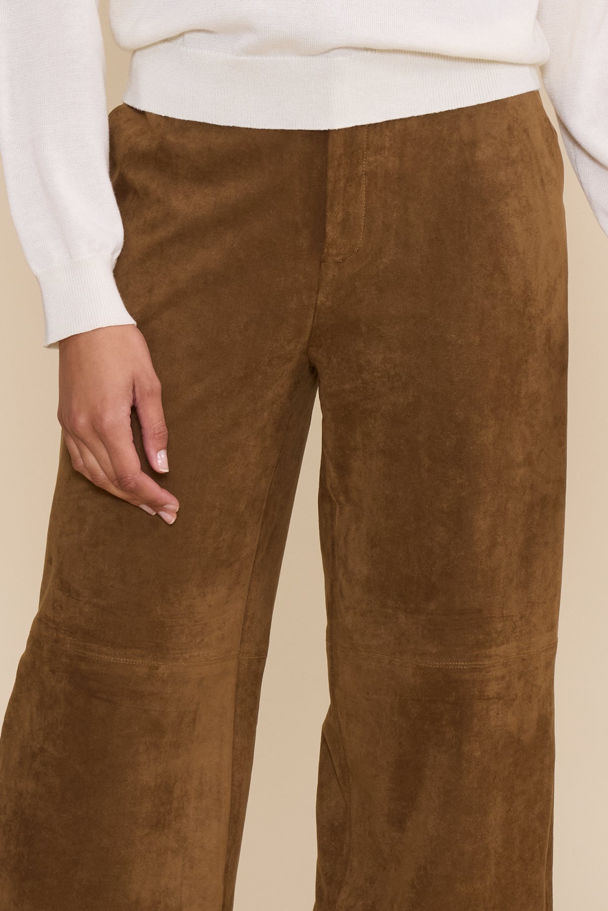 Jessie Cropped Faux Suede Pant - Walnut