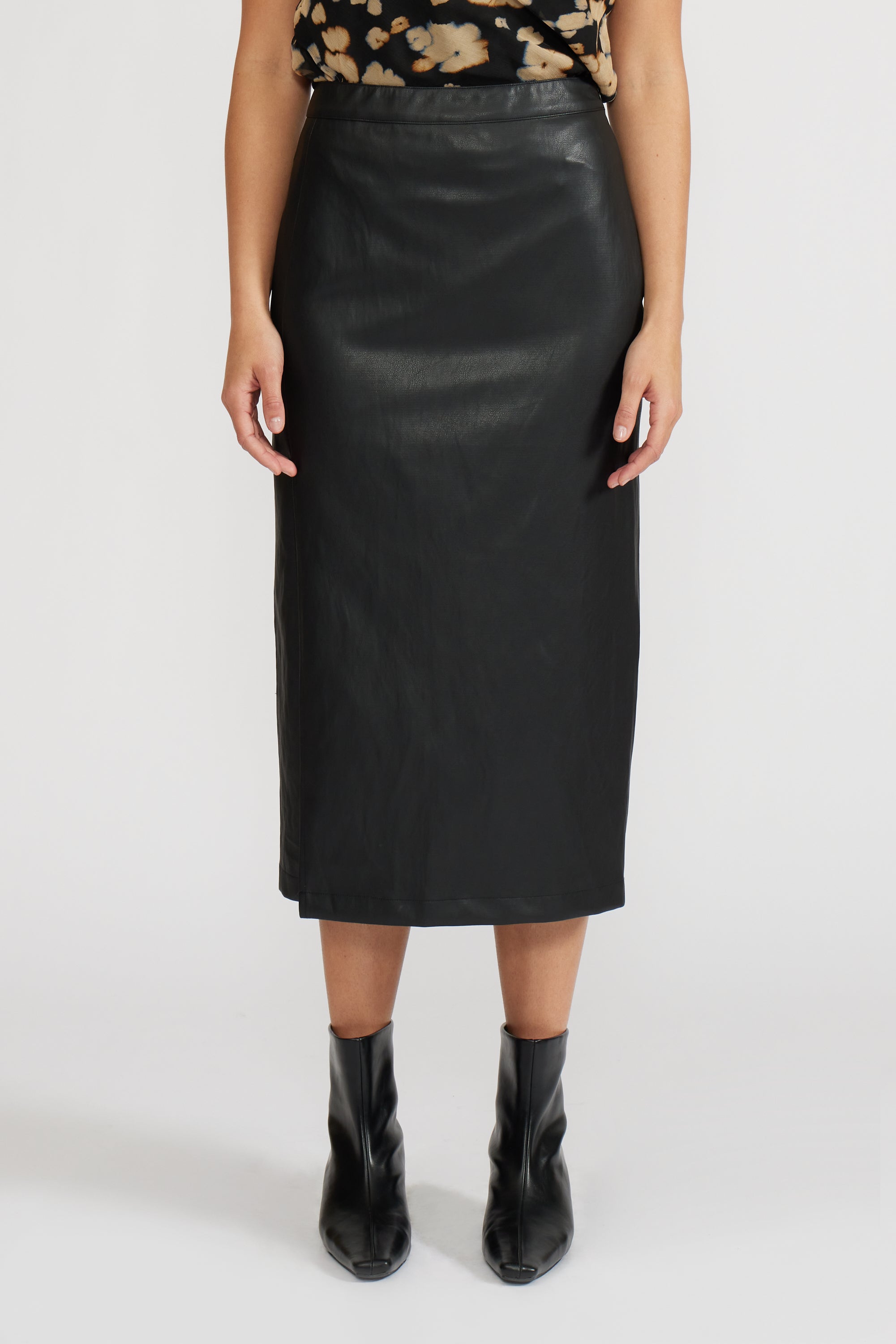 Cade Leather Skirt - Black